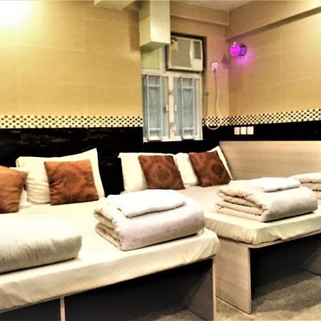 New Fortunate Guest House A1 Гонконг Экстерьер фото